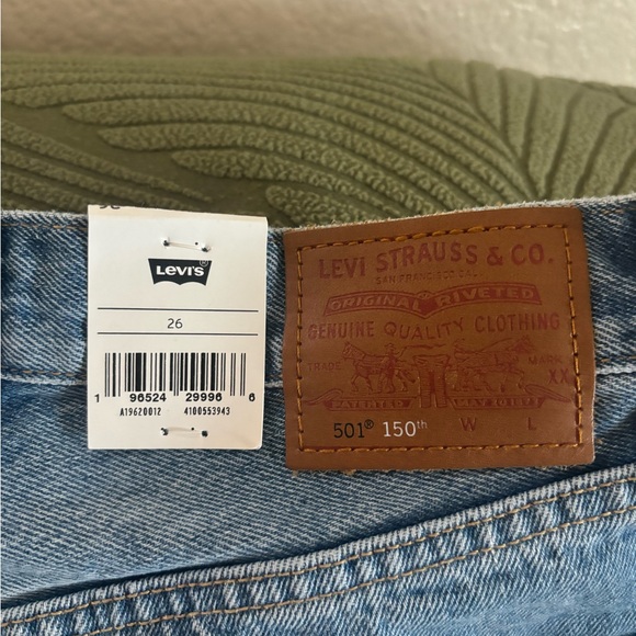 Levi’s Patchwork 501 90’s Shorts - Picture 3 of 4